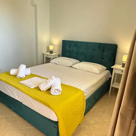 Apartament Lixourious